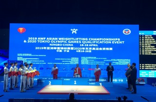 New World record in Women 64kg by DENG Wei, Congratulate to  ... Image 34