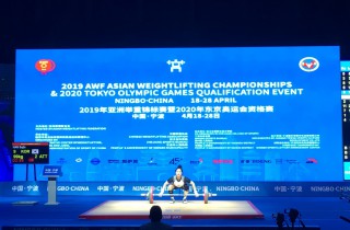New World record in Women 64kg by DENG Wei, Congratulate to  ... Image 35