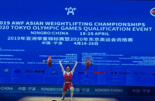 New World record in Women 64kg by DENG Wei, Congratulate to  ... Image 44