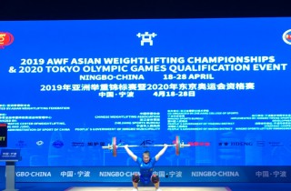 New World record in Women 64kg by DENG Wei, Congratulate to  ... Image 47