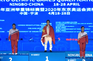 New World record in Women 64kg by DENG Wei, Congratulate to  ... Image 37