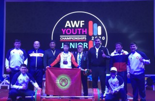 Tashkent Day 2: 3 times for World Record in Youth! Image 11