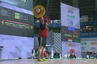 Triple World Records for China in the Heavyweight! Image 15