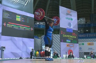 Triple World Records for China in the Heavyweight! Image 17