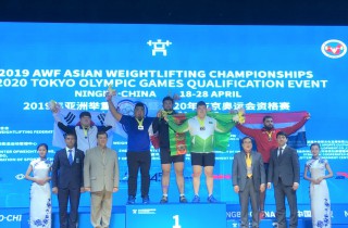 Last Day Highlight: New Junior World and Asian Records by LI ... Image 3