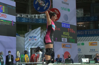 KUO Broke 2 World and Asian Records – Women 59kg Image 1