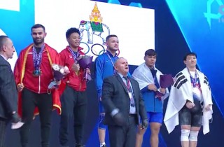 WWC Day 4: Congrat to the host and Asian lifters!! Image 7