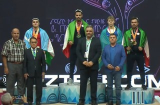 New Asian Record by Alireza (IRI) in Junior Men 89kg Image 7