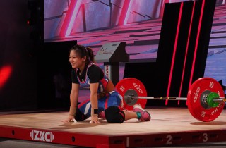 WANG took first medal for China in Women 49kg Image 7